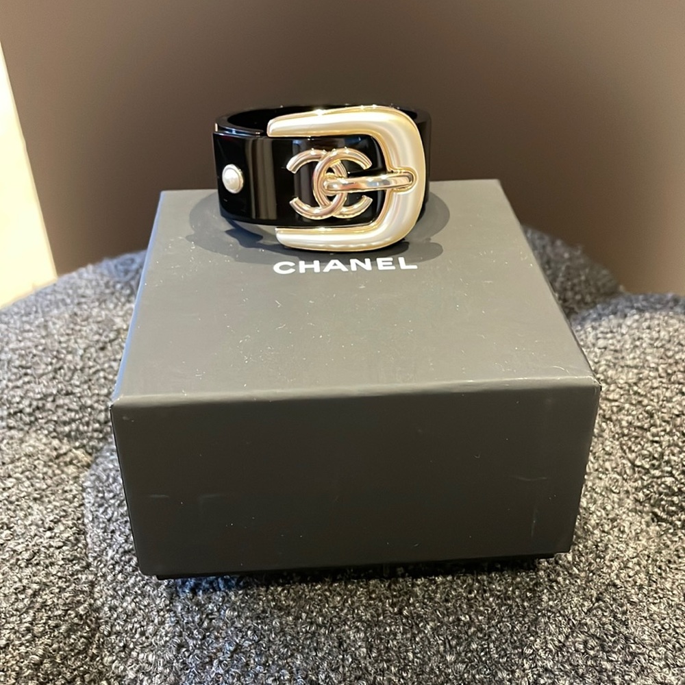 Chanel Bracelet (like new!)